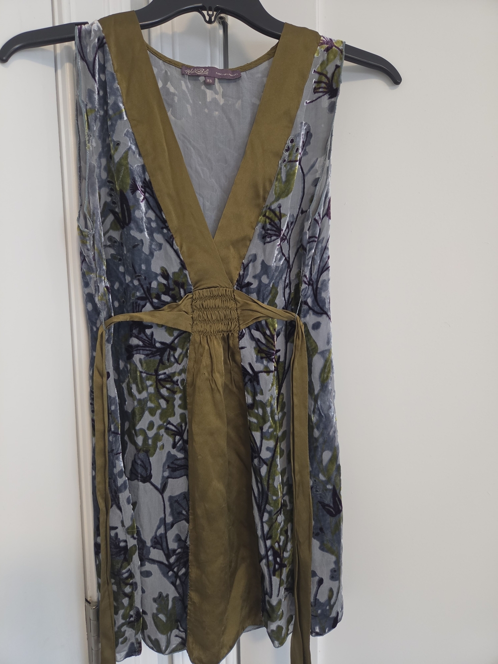 Hale Bob Silk Floral V-Neck Tunic Shirt with Olive Trim XS